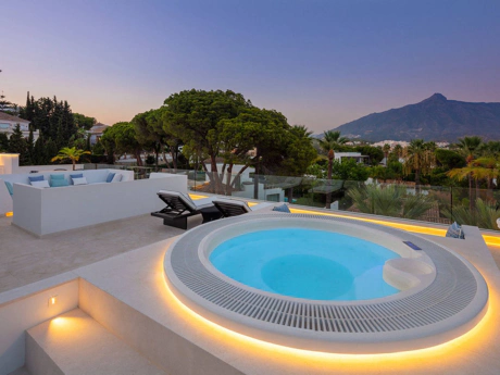 Villa for sale in Marbella
