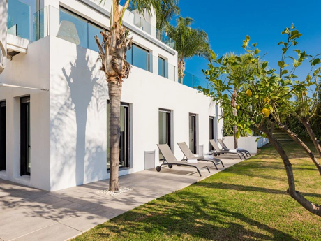 Villa for sale in Benahavis