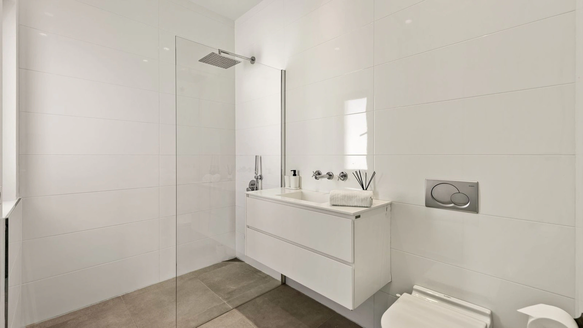 Villa for sale in Benahavis