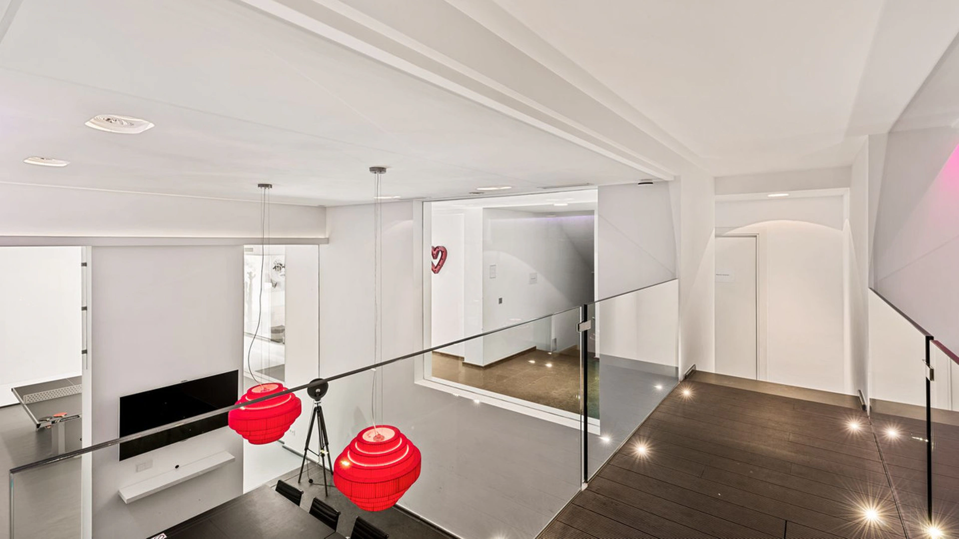 Villa for sale in Benahavis