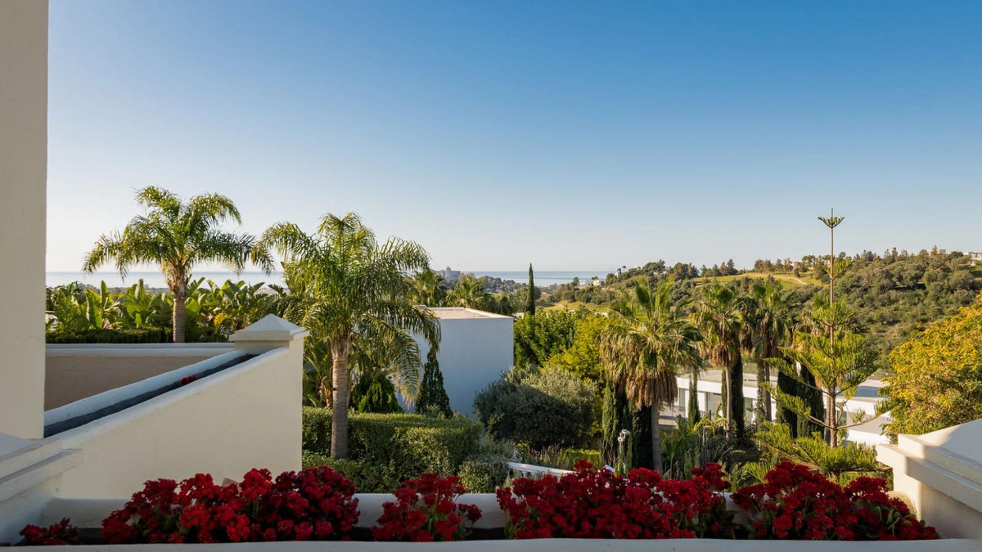 Villa for sale in Benahavis