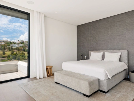 Villa for sale in Benahavis