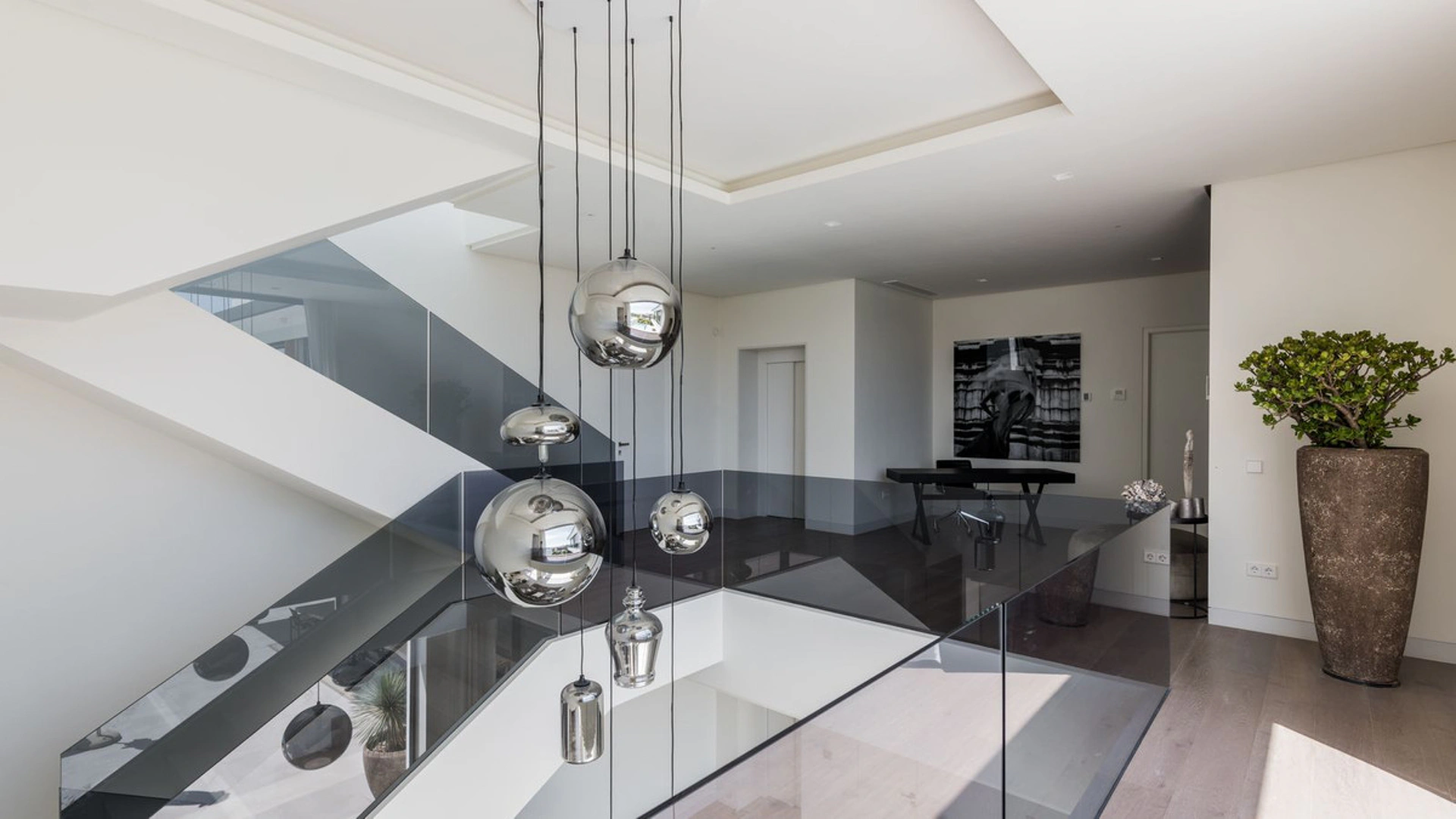 Villa for sale in Benahavis