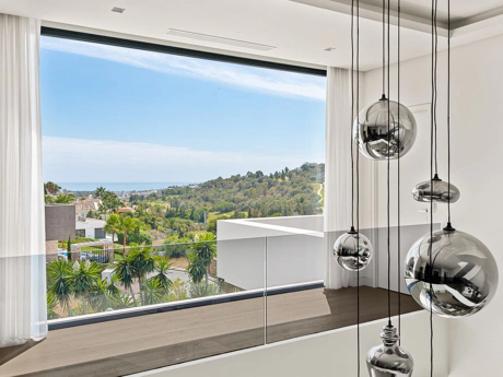 Villa for sale in Benahavis