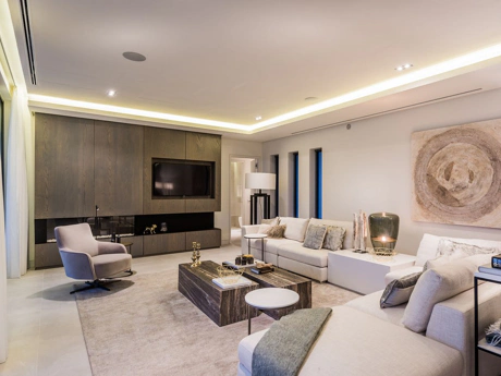 Villa for sale in Benahavis