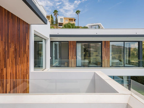 Villa for sale in Benahavis