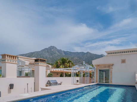 Town House for sale in Marbella