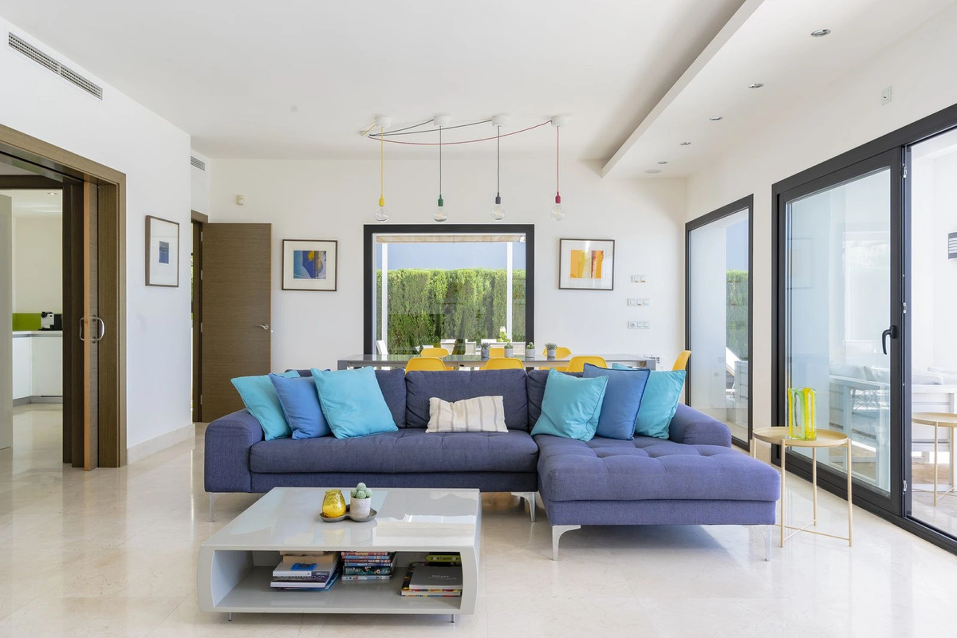 Villa for sale in Benahavis