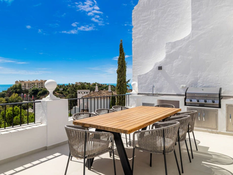 Apartment for sale in Benahavis