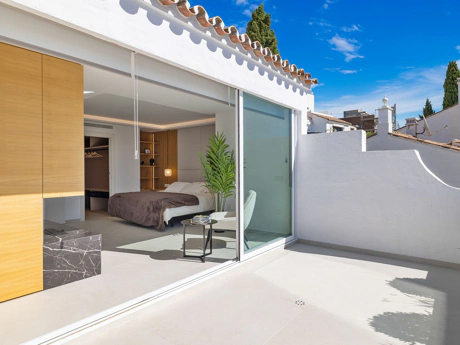 Apartment for sale in Benahavis