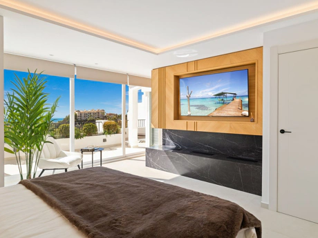 Apartment for sale in Benahavis