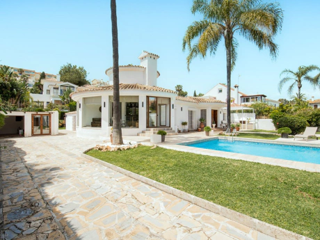 Villa for sale in Marbella