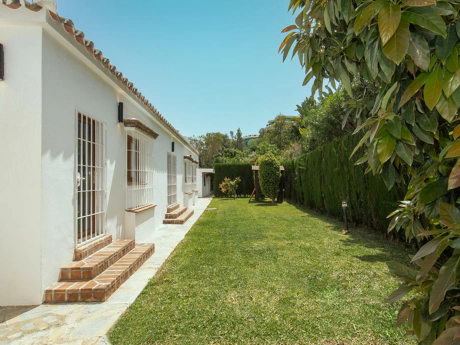 Villa for sale in Marbella