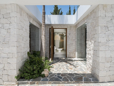 Villa for sale in Marbella
