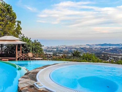 Villa for sale in Mijas