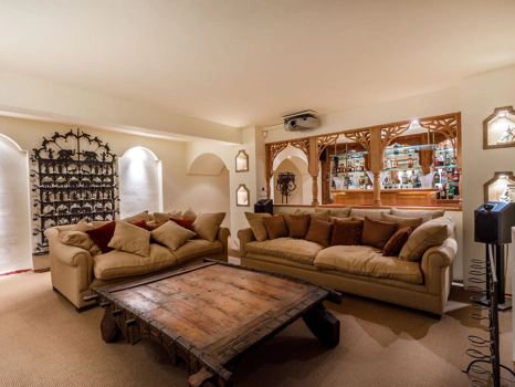 Villa for sale in Mijas