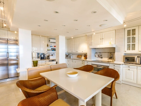 Villa for sale in Mijas