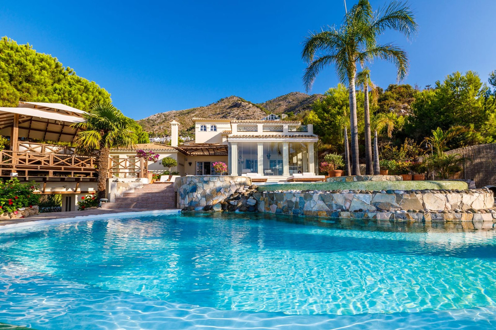Villa for sale in Mijas
