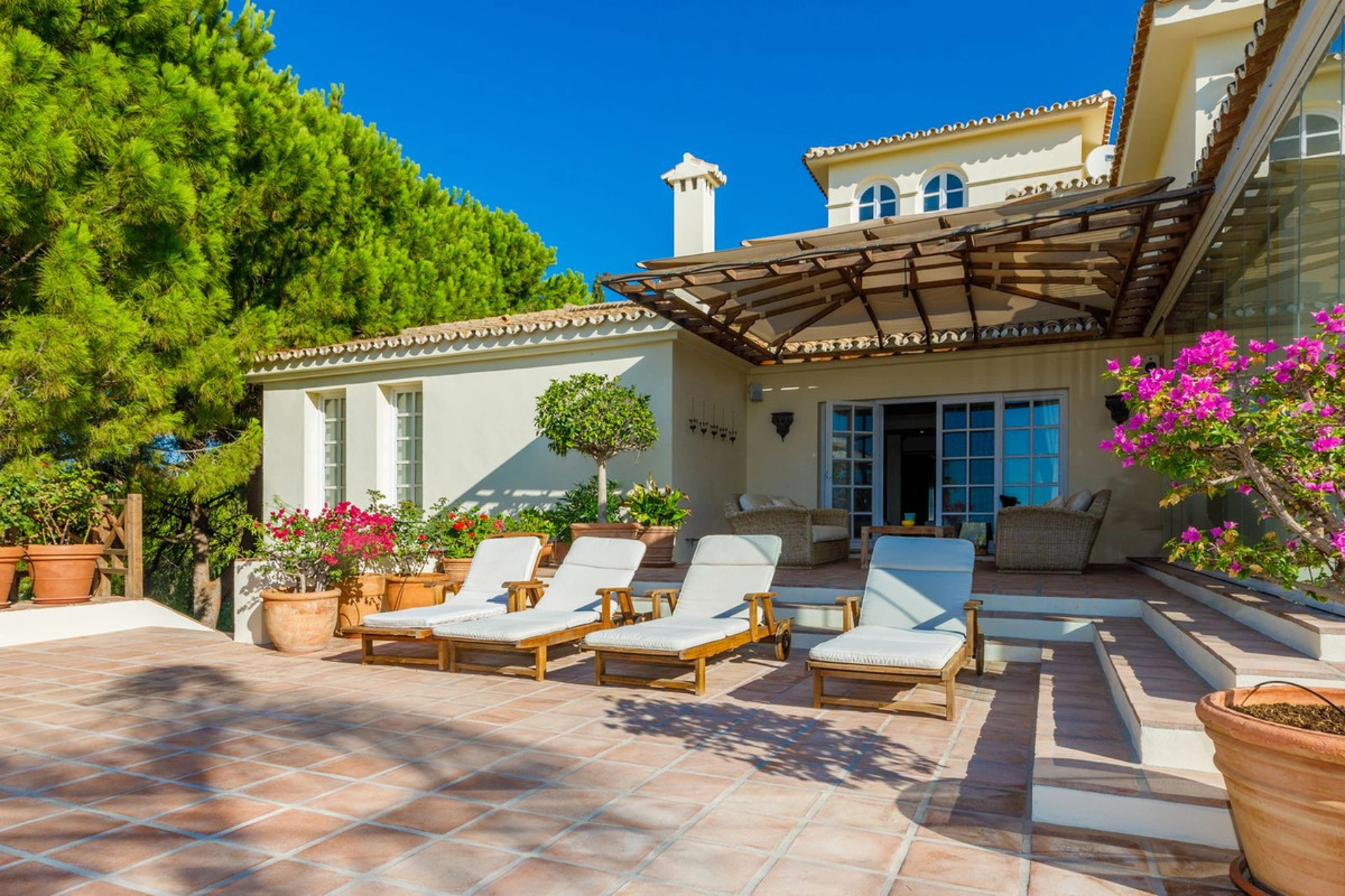 Villa for sale in Mijas