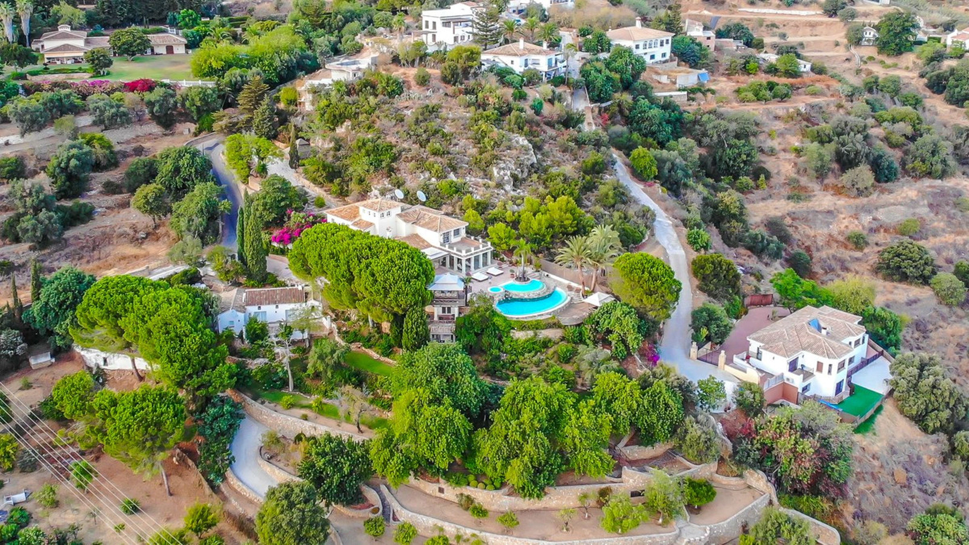 Villa for sale in Mijas