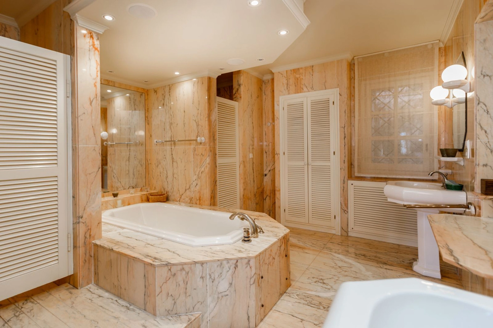 Villa for sale in Mijas