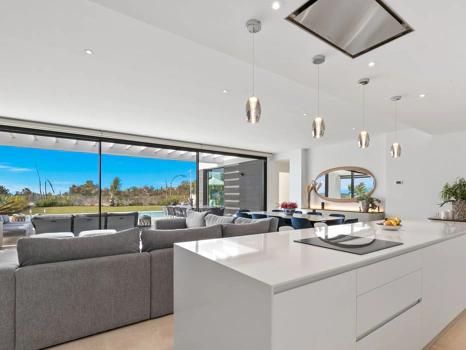 Villa for sale in Marbella