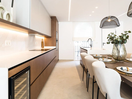 Apartment for sale in Benahavis