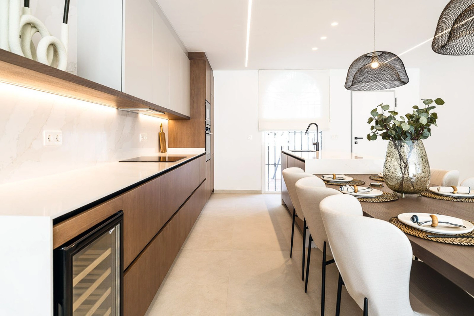 Apartment for sale in Benahavis