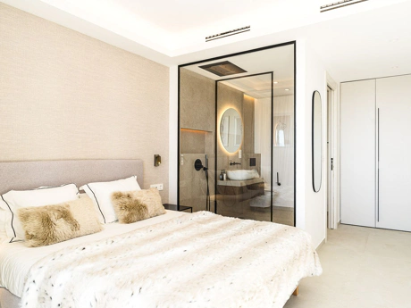 Apartment for sale in Benahavis
