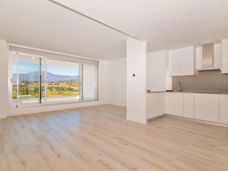 Apartment for sale in Estepona