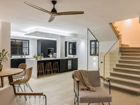 Villa for sale in Benahavis