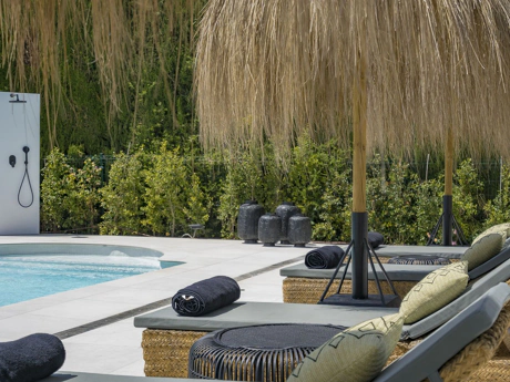 Villa for sale in Benahavis