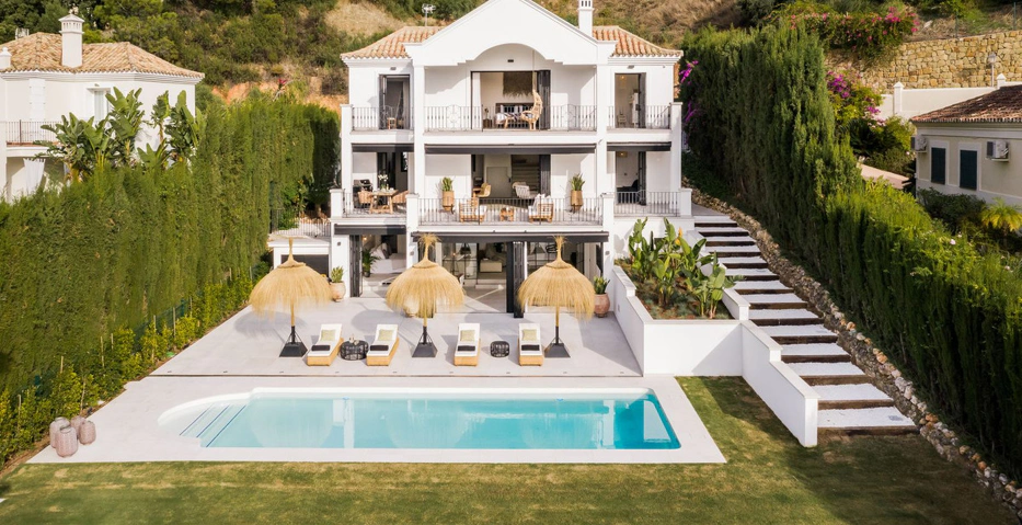 Villa for sale in Benahavis