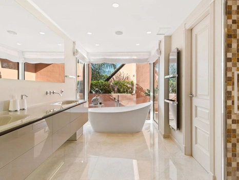 Apartment for sale in Marbella