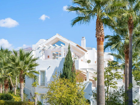 Penthouse for sale in Estepona