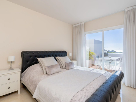 Penthouse for sale in Estepona