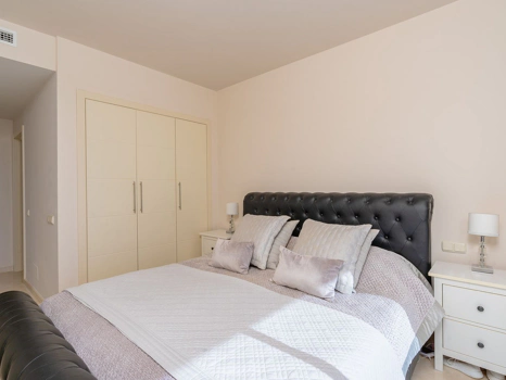 Penthouse for sale in Estepona