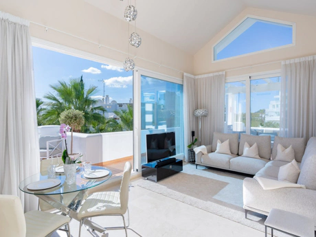 Penthouse for sale in Estepona