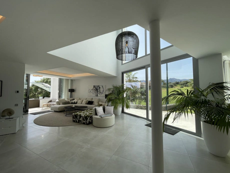 Villa for sale in Marbella