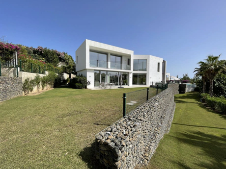 Villa for sale in Marbella