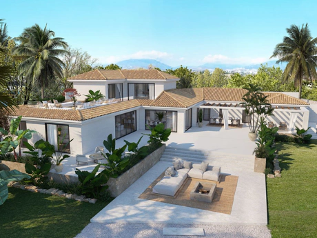 Villa for sale in New Golden Mile, Estepona East