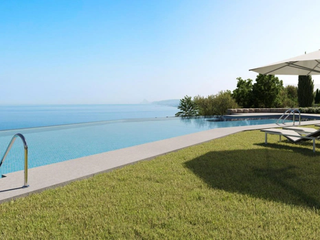 Apartment for sale in Estepona