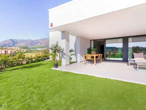 Apartment for sale in Estepona