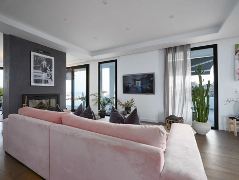 Villa for sale in Fuengirola