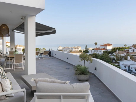 Villa for sale in Fuengirola