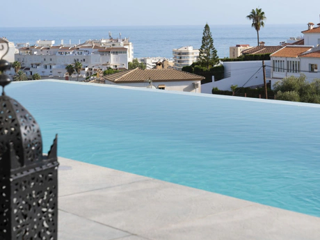 Villa for sale in Fuengirola