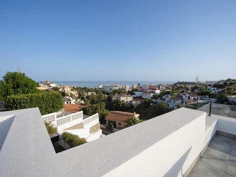 Villa for sale in Fuengirola