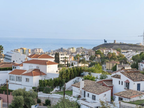 Villa for sale in Fuengirola