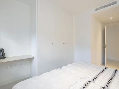 Ground Floor Apartment for sale in New Golden Mile, Estepona East