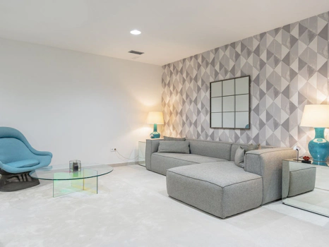 Ground Floor Apartment for sale in New Golden Mile, Estepona East